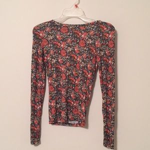 flowerdy pink aeropostale shirt